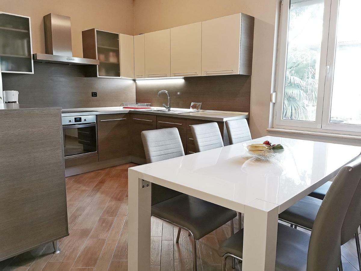 Golden View Apartment Rijeka Exterior photo